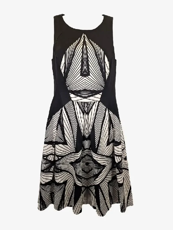 New Season Fashion Preview Sale Veronika Maine Geometric Pleated Midi Dress Size 8