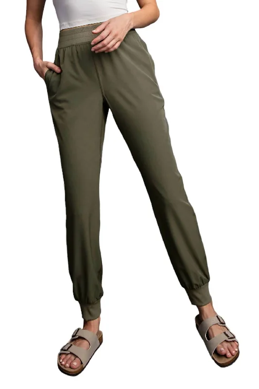 Outfits Ideas Mid Rise Jogger Pants In Army Green