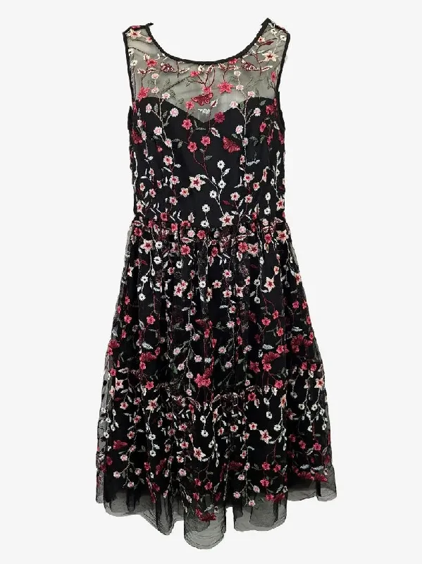 Inspired By You, Designed For You Review Delightful Embroidered Bloom Midi Dress Size 10