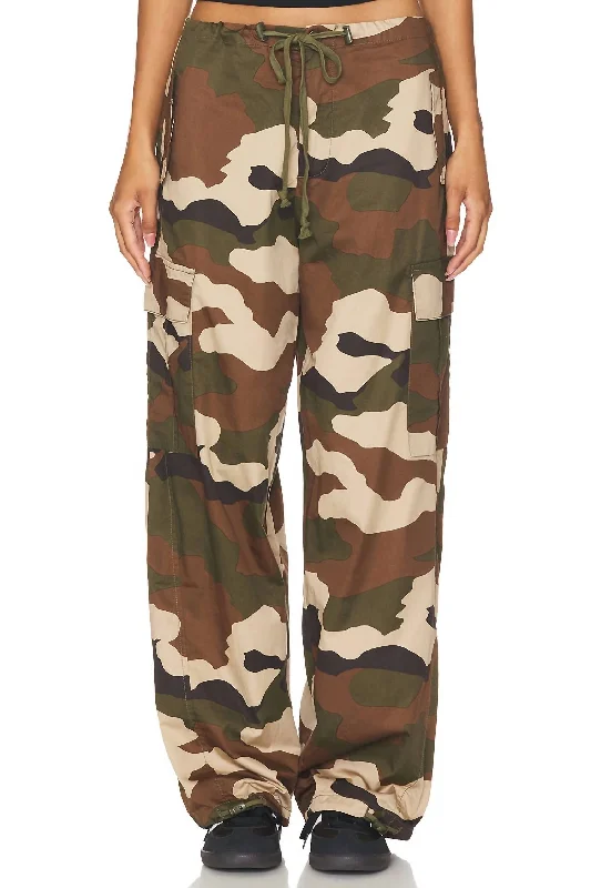 Elegant Clothing Parachute Pant In Fatigue Green Camo