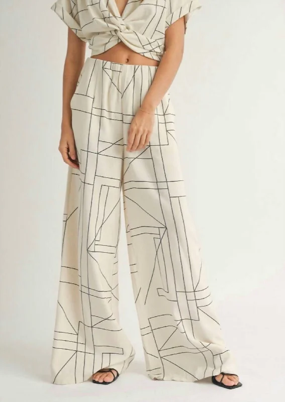 Cool Prices Geometric Wide Leg Pants In Cream/black