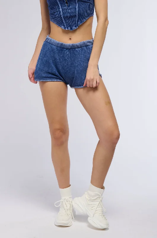 Fashion Forward KIMBERLY MINERAL WASH MINI SHORT IN BLUE