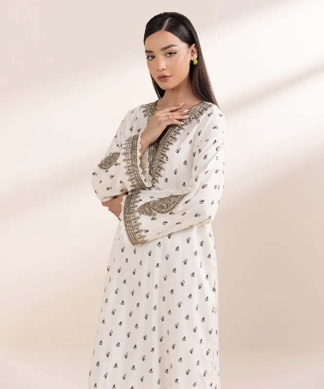 Trendy Pulse Embroidered Arabic Lawn Shirt