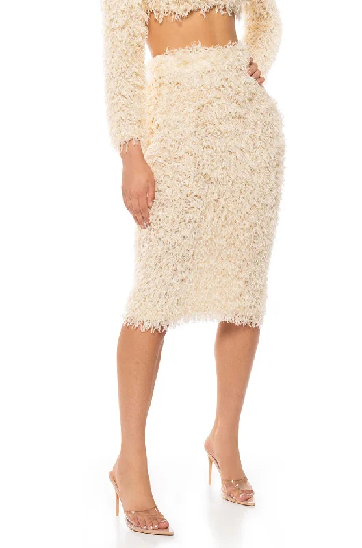 Casual Chic SWEATER WEATHER FUZZY MAXI SKIRT